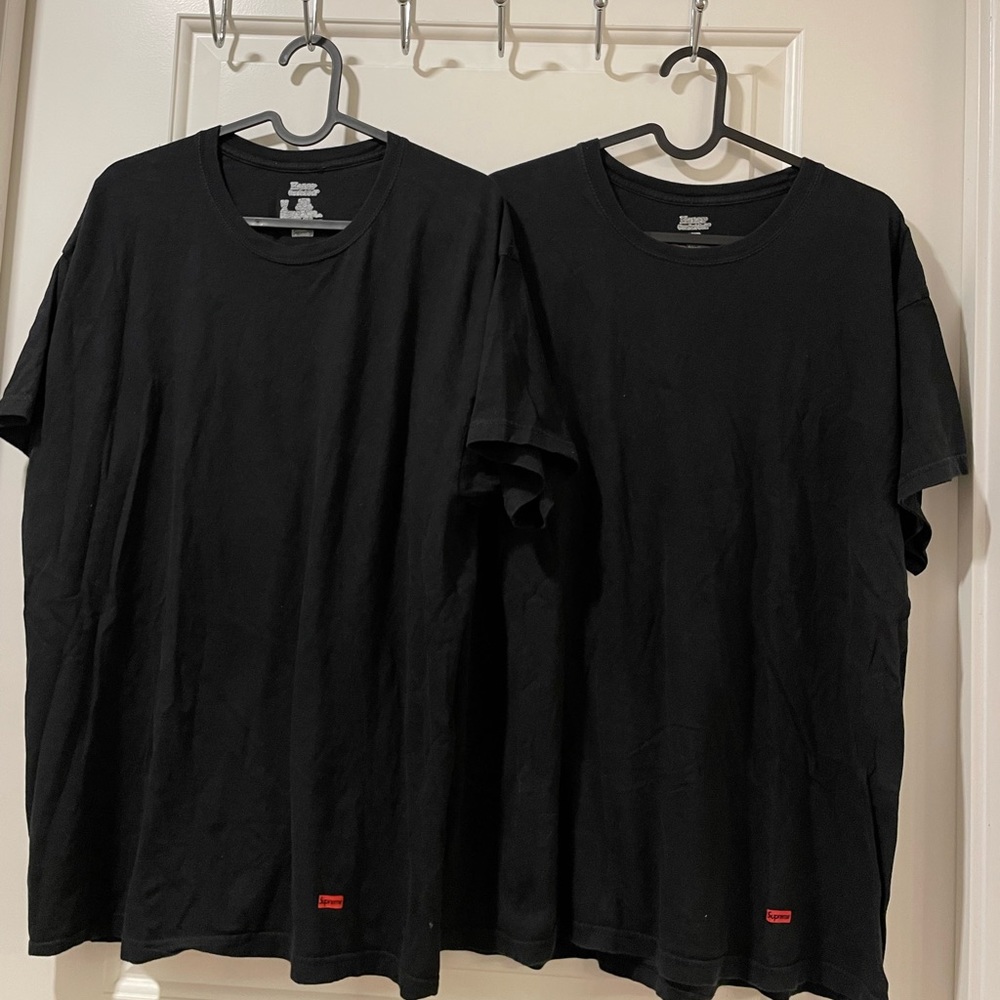 Black Supreme X Hanes T-shirt Bundle size black